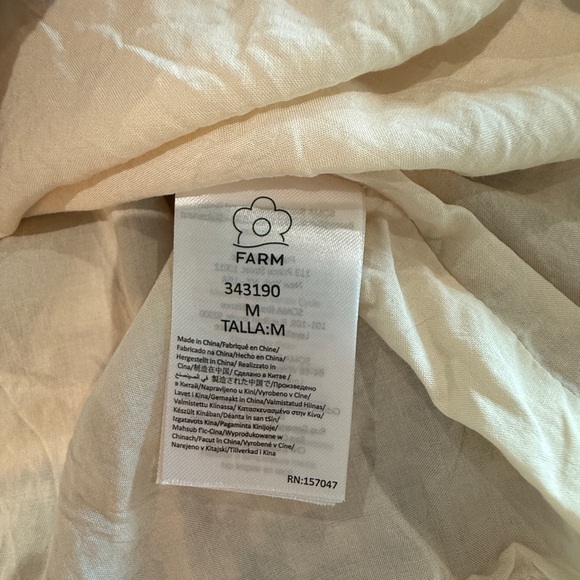 Farm Rio Superbloom Belted Puff Sleeve with a fabric & beaded belt size medium - Picture 10 of 14